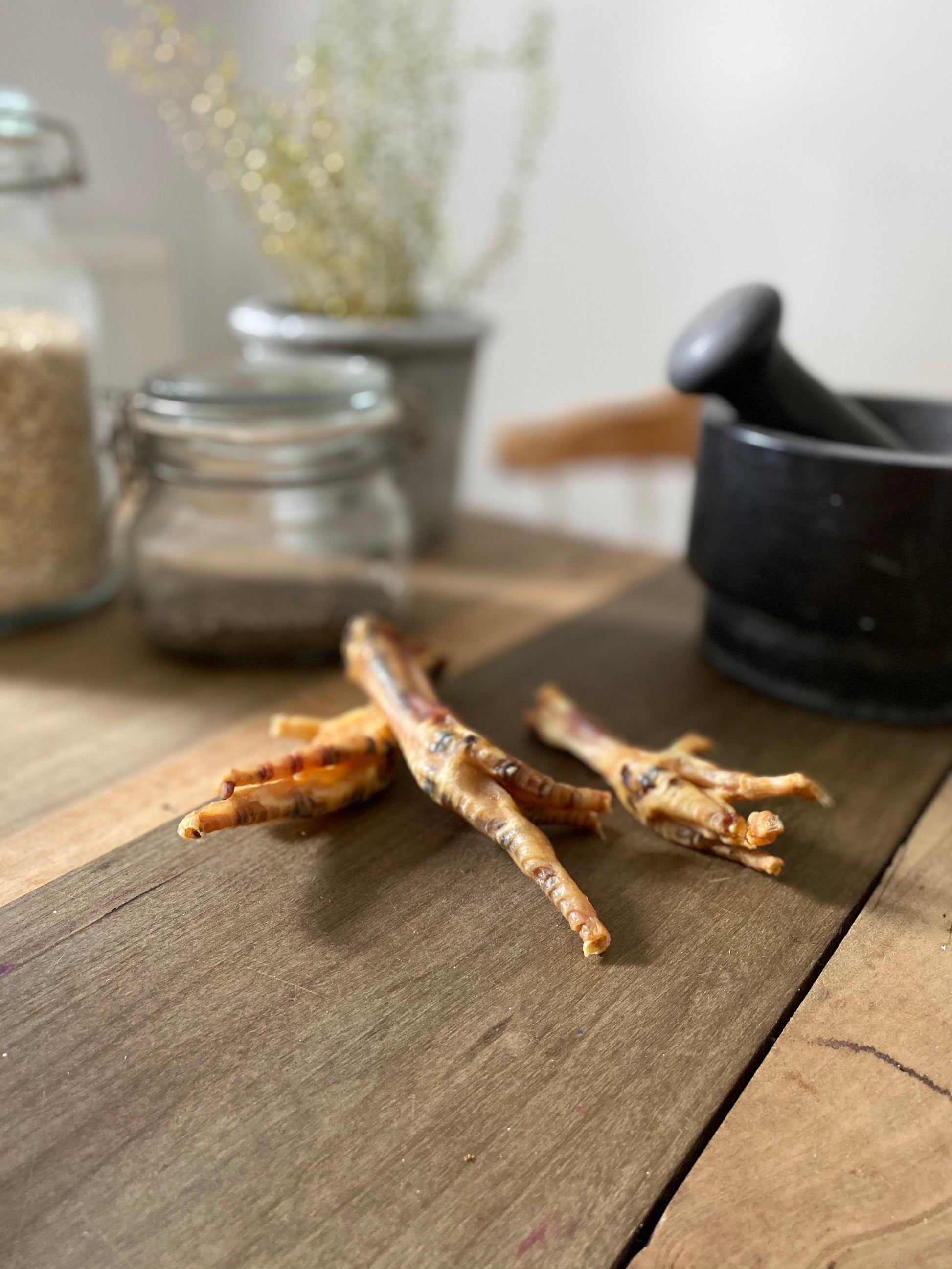 Chicken Feet – HOUNDS